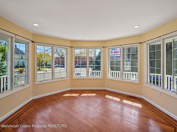 3rd image of 111 Main St #2