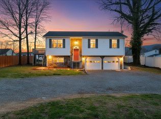 5957 Plantation Rd, Roanoke, VA
