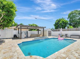 5829 Papaya Rd, West Palm Beach, FL 33413