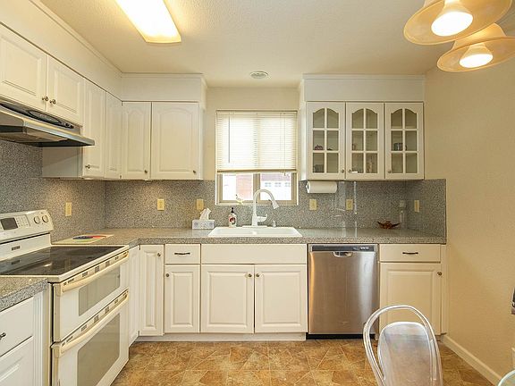 2nd image of 506 Haggard Way