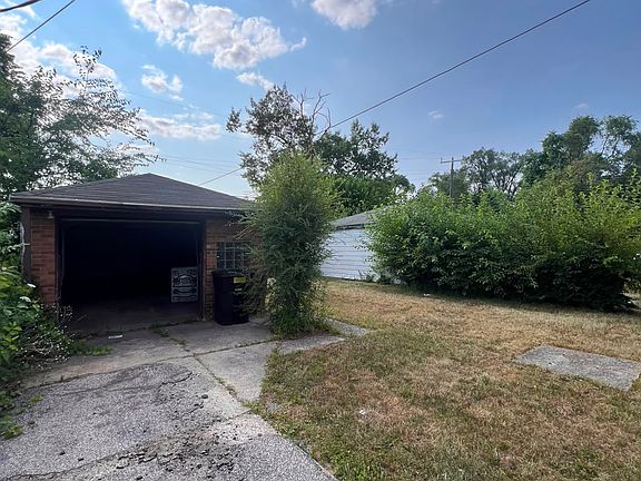 2nd image of 18433 Conley St