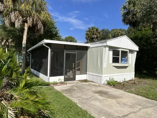 11240 N Northwood Dr #79, Inglis, FL 34449