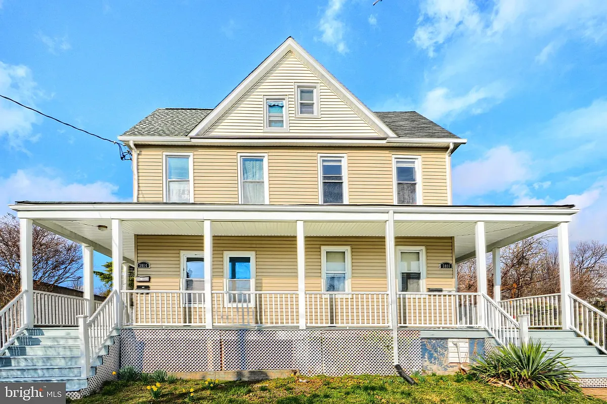 Building Photo - 3014 Hamilton Ave #1
