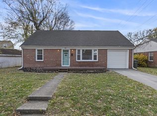 702 Della Dr, Lexington, KY 40504
