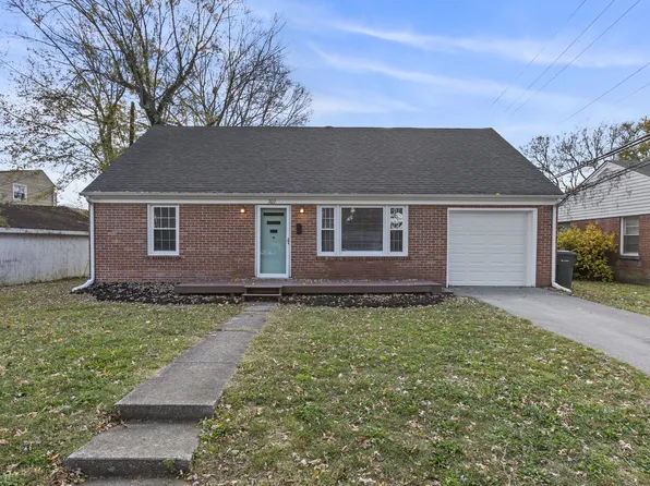 702 Della Dr, Lexington, KY 40504