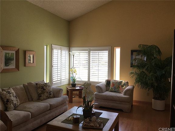 3rd image of 14831 Begonias Ln