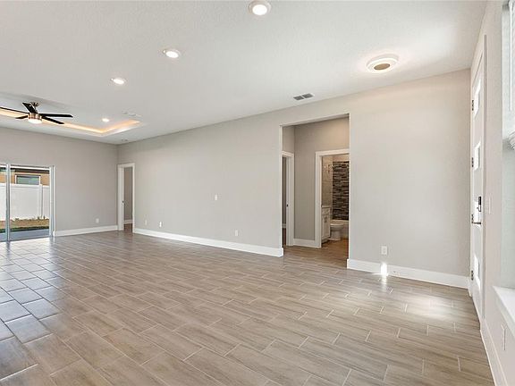 5th image of 802 JAMES DRIVE