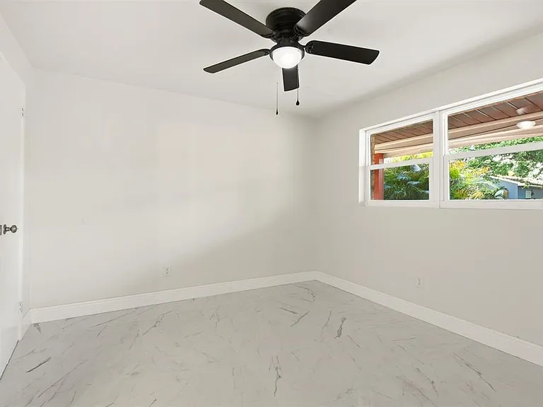 708 Pennsylvania Ave — Photo 16