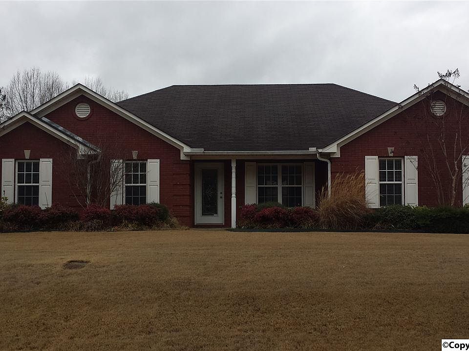 1st image of 120 Hedgestone Dr