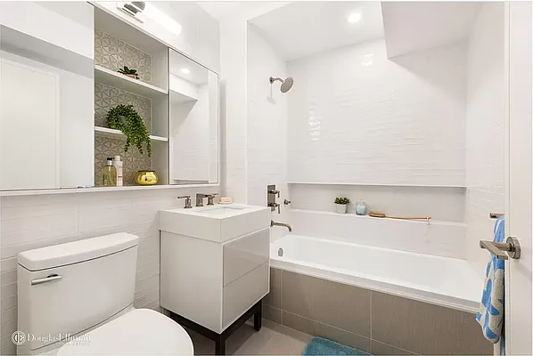 Rented by Nest Seekers International | media 16