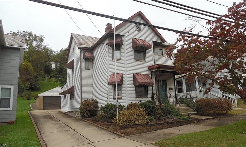 1st image of 905 Warren St