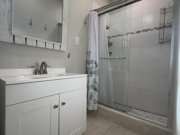 212 Plainfield Avenue image 7 of 14