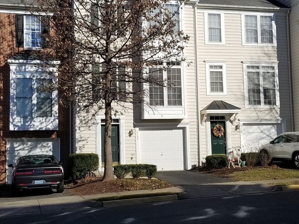 1st image of 4133 Fairfax Center Creek Dr