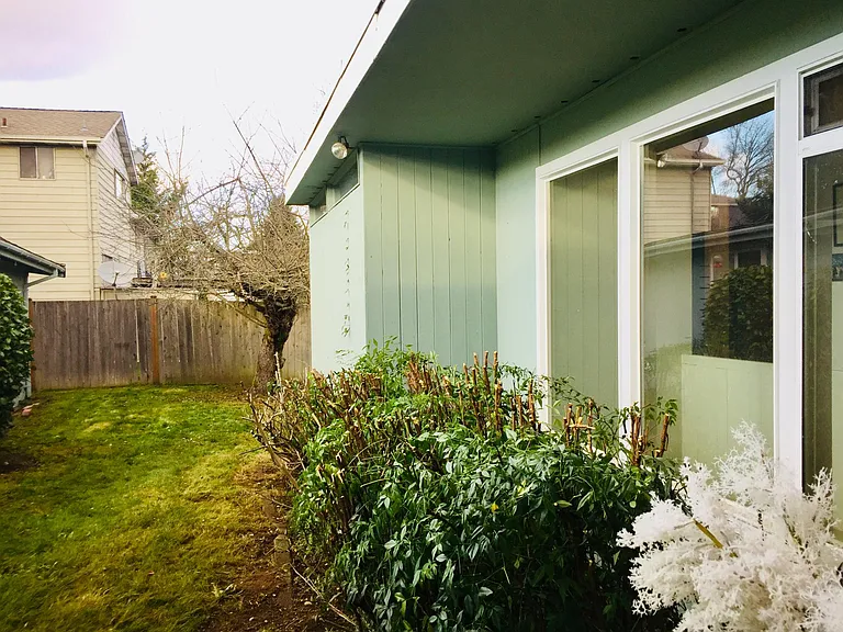 16816 Road Ave S — Photo 3