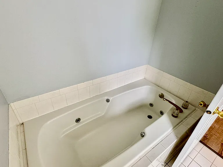 914 Sweetflower Dr — Photo 37