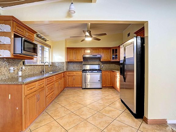 5th image of 1425 Orlando Dr