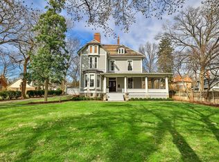 735 Springfield Pike, Cincinnati, OH 45215