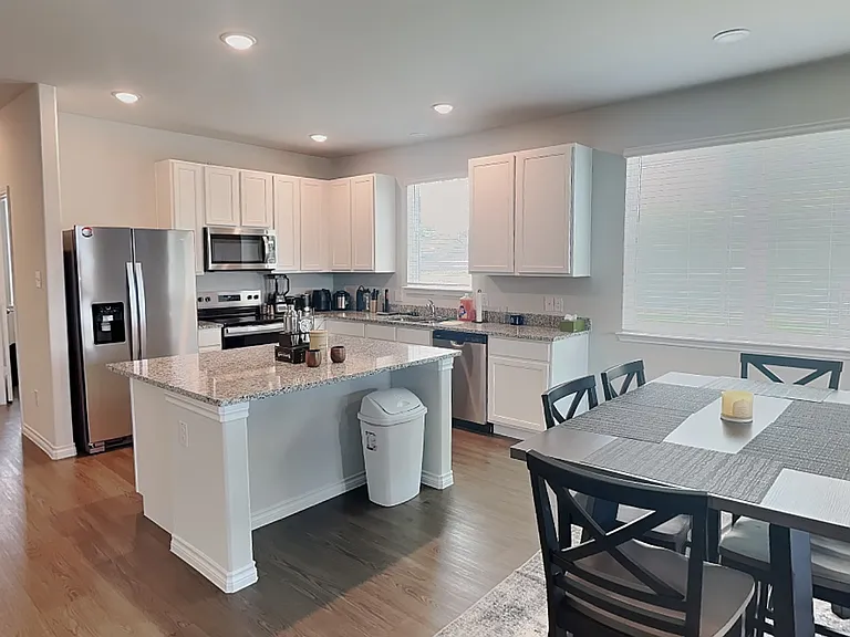 2436 Dahlia Dr — Photo 5