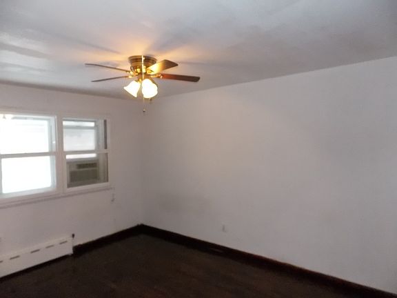 3rd image of 46 N Henry St #2