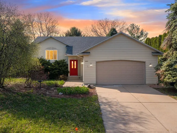 1800 Washington St, Northfield, MN 55057