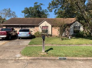9323 Golden Wood Ln, Houston, TX 77086