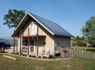 3702 County Road 4910, Willow Springs, MO 65793
