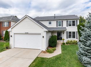 24246 W White Oak Dr, Plainfield, IL 60585