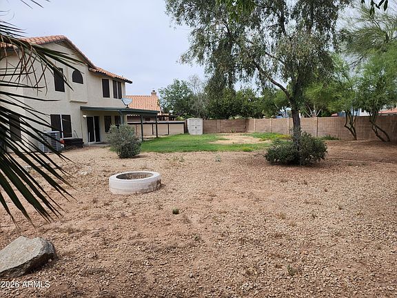 4th image of 91 S ASH Drive