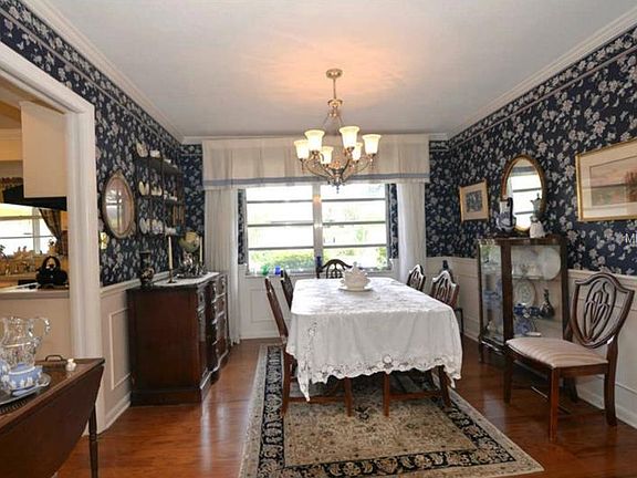 5th image of 632 Dunraven Dr