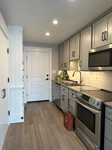 50 Winters St #B Photo 1