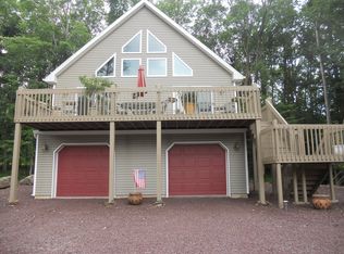 323 Four Seasons Dr, Drums, PA 18222