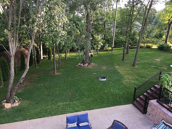 5th image of 37 Waterview Dr