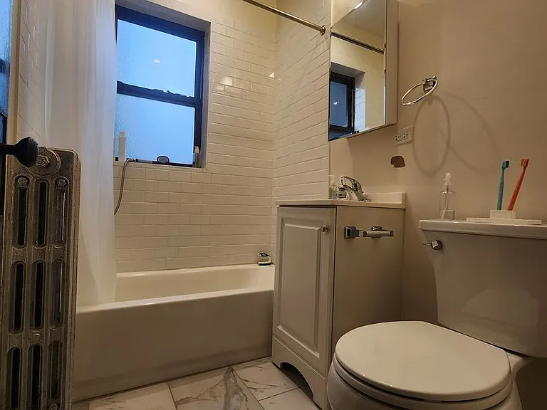 4325 N. Dayton St — Photo 13