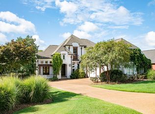 2408 W Wellsgate Dr, Oxford, MS 38655