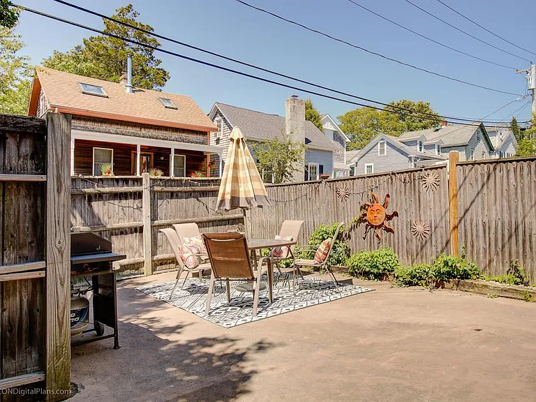 36 Dixon St — Photo 19