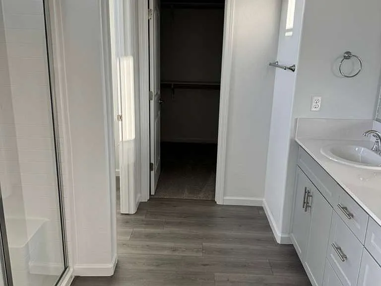 3023 N Martin St — Photo 18