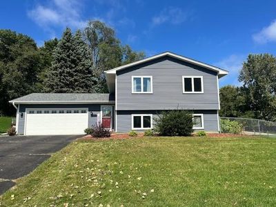 2905 60th St E, Inver Grove Heights, MN, 55076