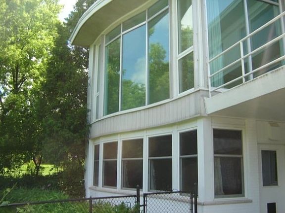 4th image of 1100 Highland Park Blvd