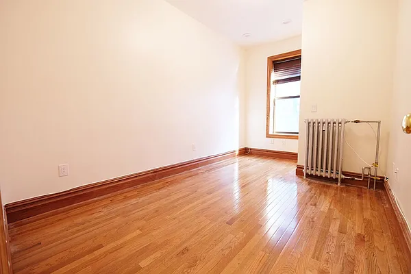 Rented by SBJ Brokerage, LLC | media 15