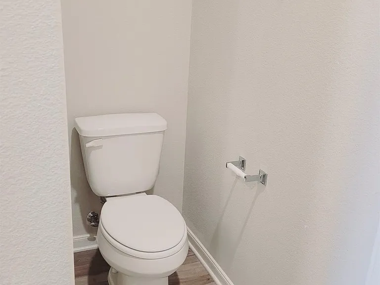 1912 Liam Dr — Photo 11