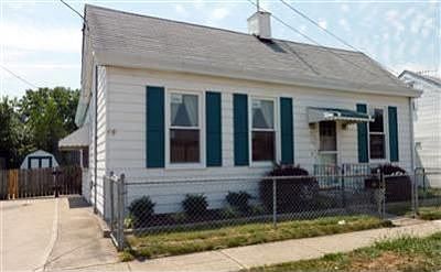 2nd image of 11 W Mechanic St