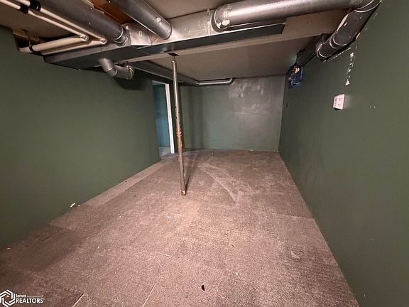 3rd image of 145 Grove Ave