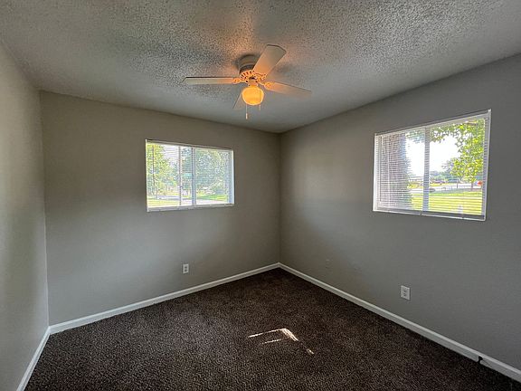 5th image of 597 Western Park Dr