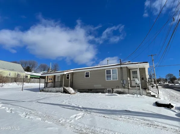 403 Forest St, Gallitzin, PA 16641