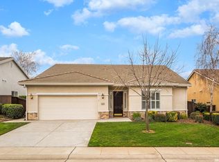 2825 Springfield Dr, Rocklin, CA 95765