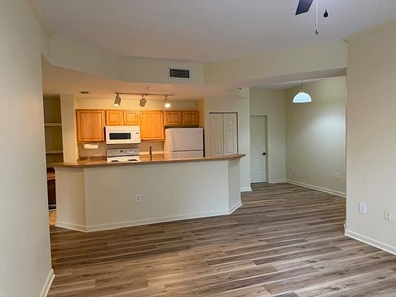 5th image of 410 S Villa San Marco Dr Unit 102