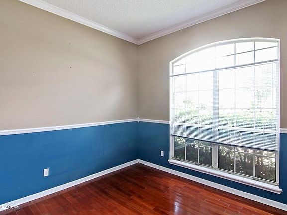 2nd image of 5246 Camelot Forest Dr