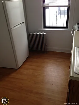 Rented by Realty 2000 Corp | media 23