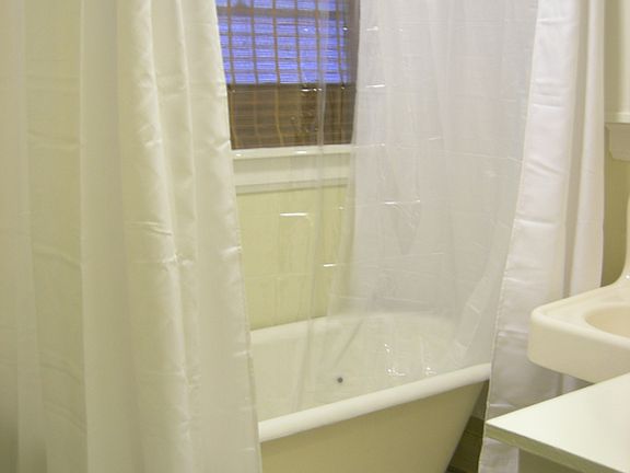5th image of 157 S Los Robles Ave #15