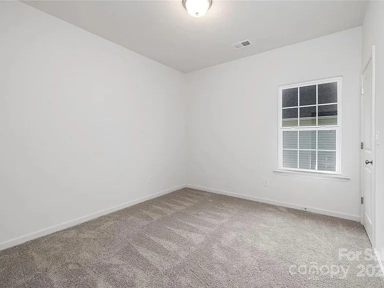 3905 Oakwood Rd — Photo 23